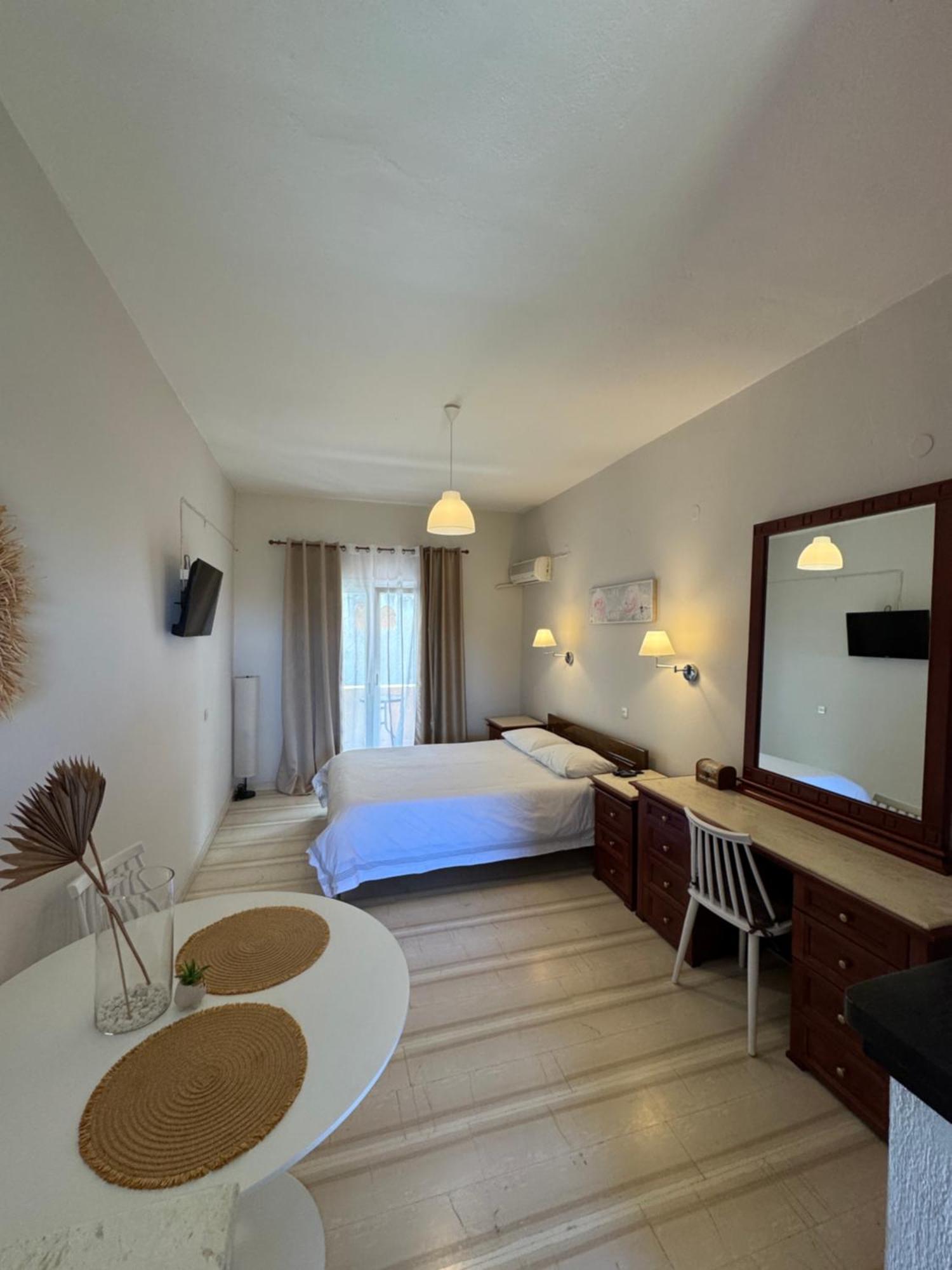 Olive Garden Studios & Apartments أخارافي المظهر الخارجي الصورة